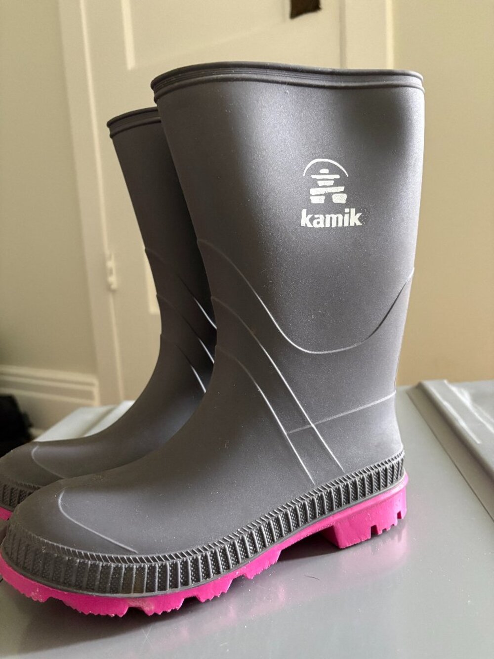 Kamik Kids Rain Boots Grey & Pink Sz 3
